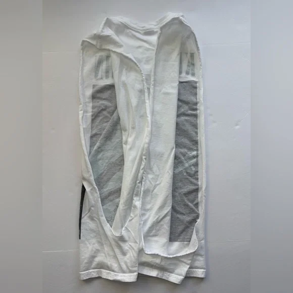 Y2K Kurt Cobain Sleeveless Graphic T-Shirt Stencil White and Gray Grunge Size L - Picture 3 of 8